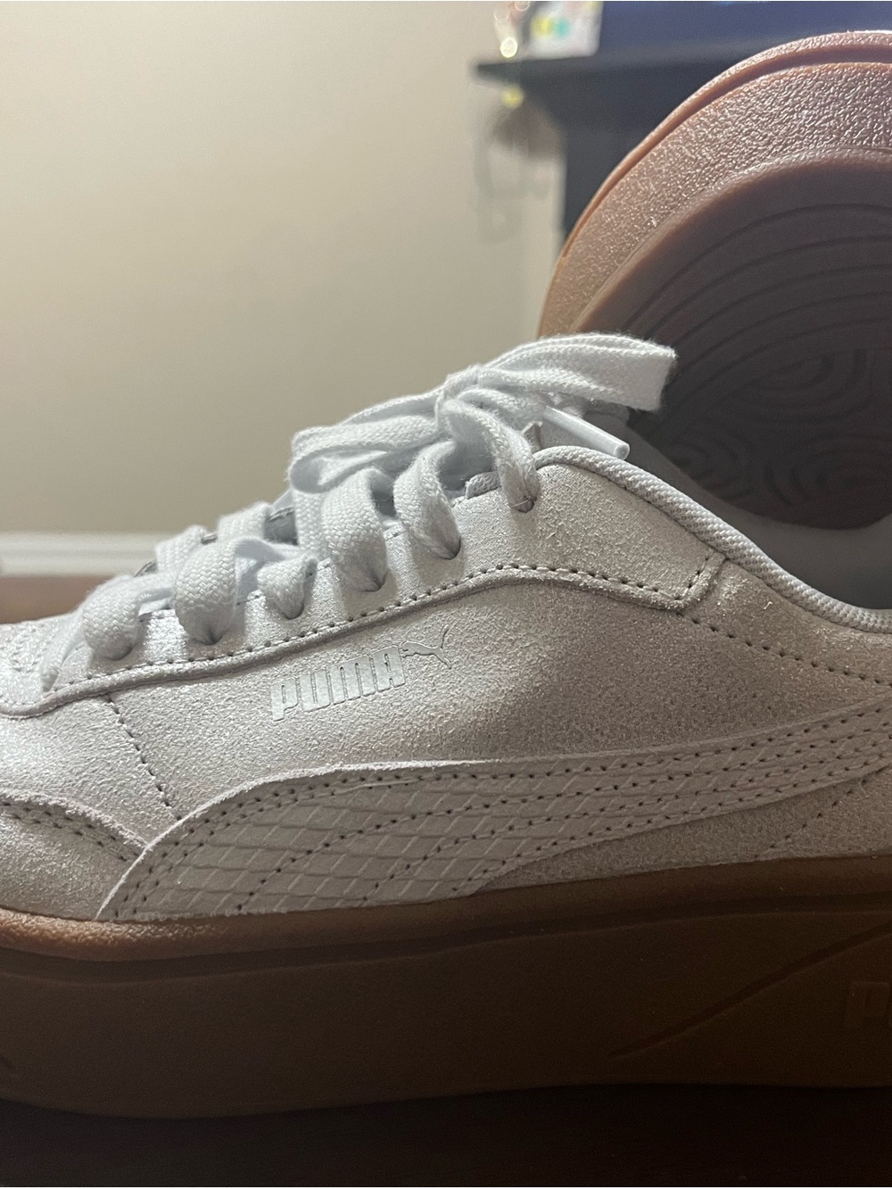 Puma Women's Silver Suede Platform Sneakers with Gum Sole sz 7.5